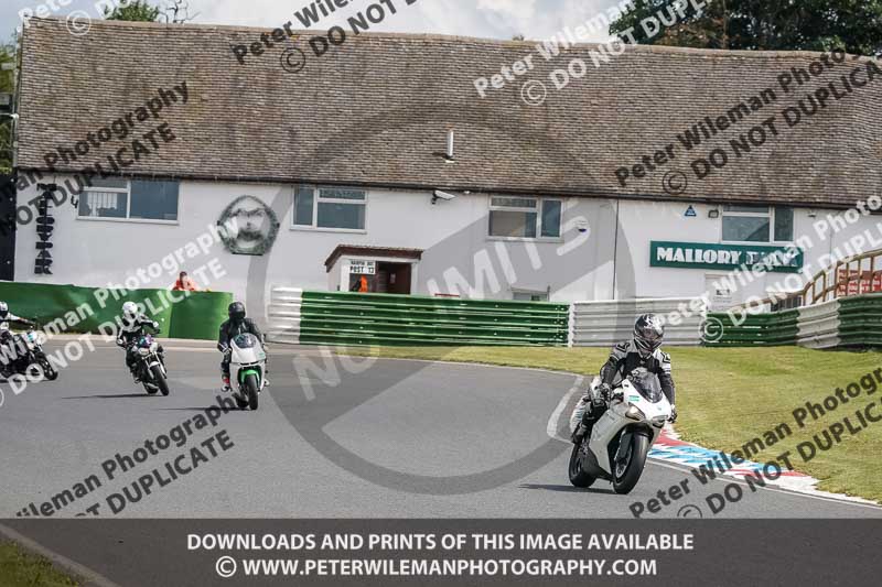 enduro digital images;event digital images;eventdigitalimages;mallory park;mallory park photographs;mallory park trackday;mallory park trackday photographs;no limits trackdays;peter wileman photography;racing digital images;trackday digital images;trackday photos